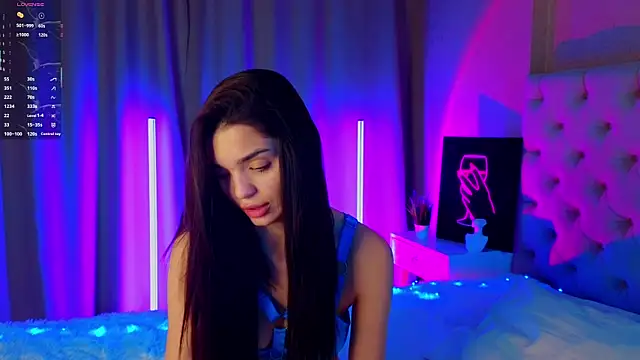 MarciaMarshall online show from 12/15/25, 08:35