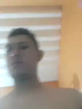 Snapshot of Franswat95 chatting on 10/31/25, 10:55 Franswat95 online show from 10/31/25, 10:55