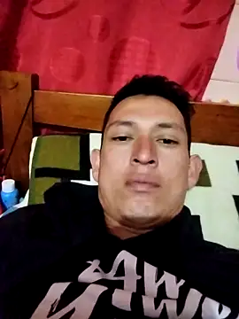 Snapshot of Franswat95 chatting on 03/29/26, 03:17 Franswat95 online show from 03/29/26, 03:17