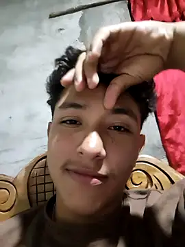 Snapshot of MattBroddy chatting on 11/14/25, 01:59 MattBroddy online show from 11/14/25, 01:59