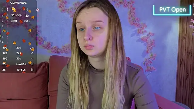 Rina Panic online show from 11/18/25, 01:00