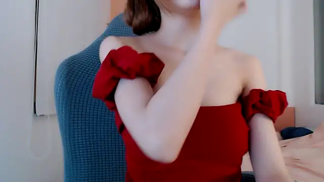 Snapshot of Cam-Ly chatting on 04/12/26, 05:29 Cam-Ly online show from 04/12/26, 05:29