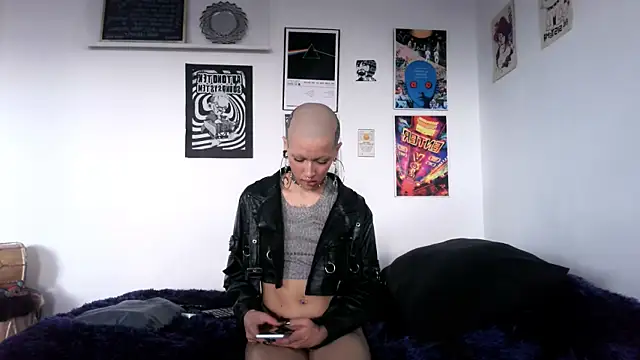 Snapshot of plutonbluemooon333 chatting on 01/12/26, 09:09 plutonbluemooon333 online show from 01/12/26, 09:09