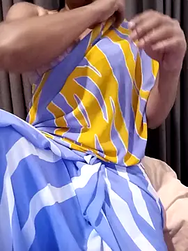 Snapshot of Hot_Zneha chatting on 02/03/26, 04:34 Hot Zneha online show from 02/03/26, 04:34