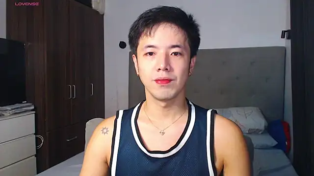 Snapshot of Addictiveboi chatting on 03/23/26, 02:26 Addictiveboi online show from 03/23/26, 02:26