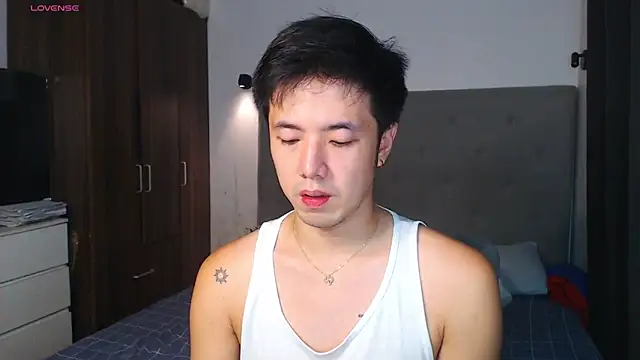 Snapshot of Addictiveboi chatting on 03/25/26, 02:06 Addictiveboi online show from 03/25/26, 02:06