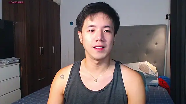 Snapshot of Addictiveboi chatting on 03/26/26, 01:11 Addictiveboi online show from 03/26/26, 01:11