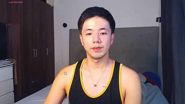 Snapshot of Addictiveboi chatting on 04/05/26, 06:10 Addictiveboi online show from 04/05/26, 06:10
