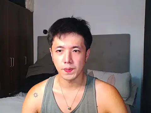 Snapshot of Addictiveboi chatting on 04/16/26, 10:38 Addictiveboi online show from 04/16/26, 10:38