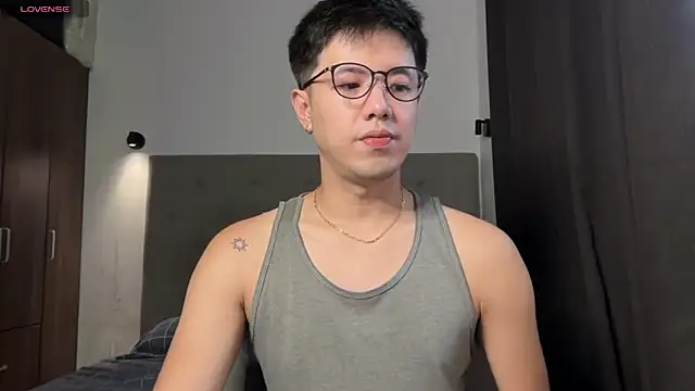 Snapshot of Addictiveboi chatting on 05/06/26, 04:08 Addictiveboi online show from 05/06/26, 04:08