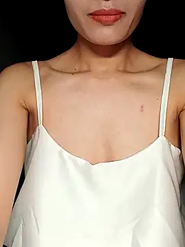 Hinna x online show from 09/22/25, 10:34