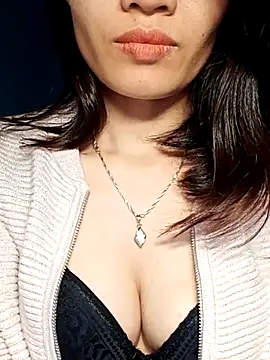 Hinna x online show from 11/01/25, 01:51