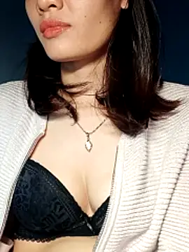 Hinna x online show from 11/16/25, 08:31