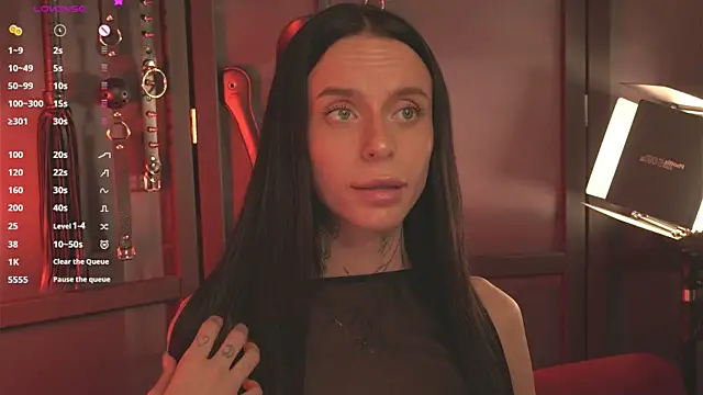 Snapshot of livia_starwars chatting on 10/07/25, 09:23 livia starwars online show from 10/07/25, 09:23