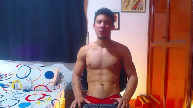 RuiMaddoox online show from 10/01/25, 05:08