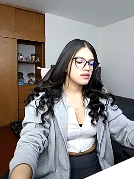 asumi 18 online show from 09/11/25, 11:54