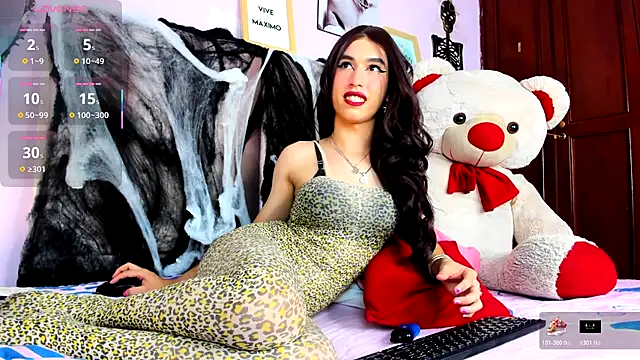 ashley moss online show from 10/22/25, 05:34