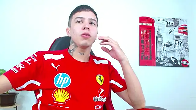 Snapshot of Cumandres18 chatting on 03/05/26, 04:14 Cumandres18 online show from 03/05/26, 04:14