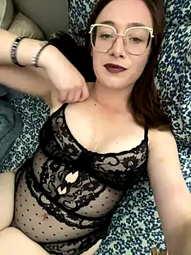 NaughtyNerdyWifey online show from 11/12/25, 05:19