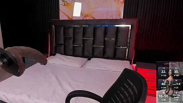 Hannasscott online show from 10/16/25, 11:44