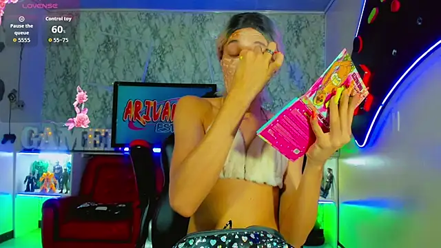 Snapshot of Madison_Mujica chatting on 10/14/25, 11:11 Madison Mujica online show from 10/14/25, 11:11