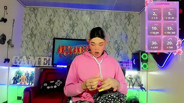 Snapshot of Madison_Mujica chatting on 10/20/25, 11:32 Madison Mujica online show from 10/20/25, 11:32