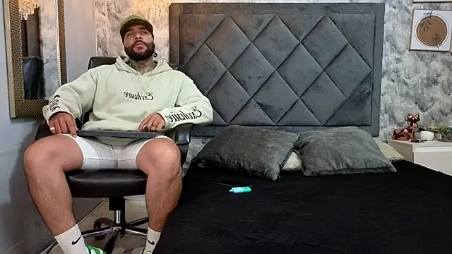 Apolo rousse1 online show from 09/11/25, 10:10