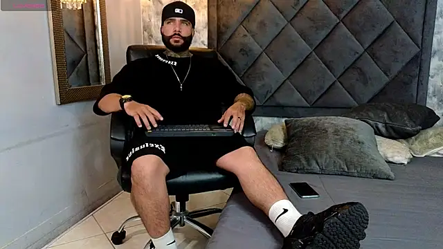 Apolo rousse1 online show from 09/22/25, 08:33