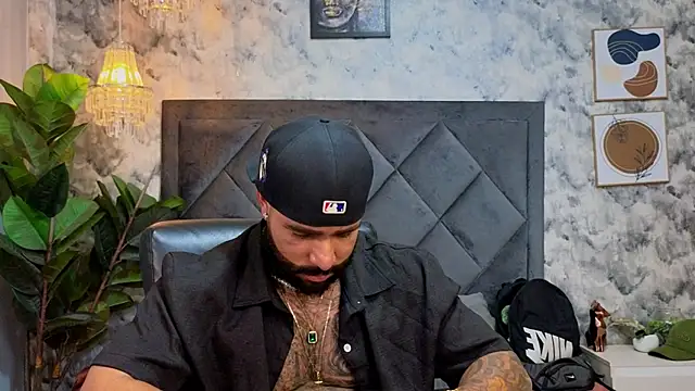 Apolo rousse1 online show from 11/19/25, 11:05