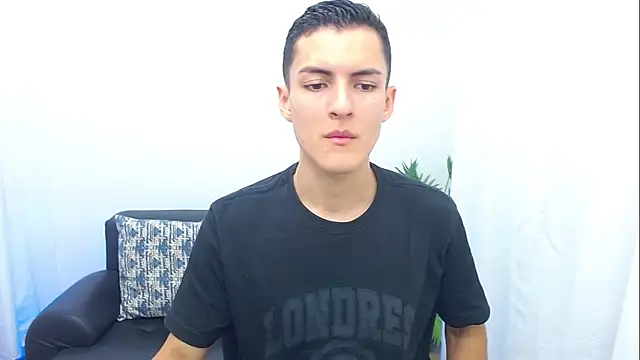 Matiius18 online show from 12/15/25, 01:59