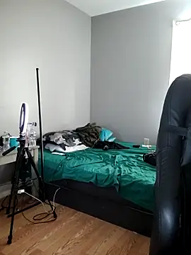 Snapshot of perversus12 chatting on 02/08/26, 08:12 perversus12 online show from 02/08/26, 08:12