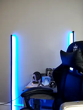 Snapshot of perversus12 chatting on 02/20/26, 05:02 perversus12 online show from 02/20/26, 05:02