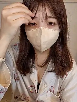 Snapshot of Sakura-japanese- chatting on 04/18/26, 12:03 Sakura-japanese- online show from 04/18/26, 12:03