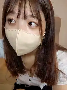 Snapshot of Sakura-japanese- chatting on 04/22/26, 12:13 Sakura-japanese- online show from 04/22/26, 12:13