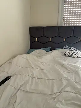 Rabroba89six online show from 12/18/25, 12:11