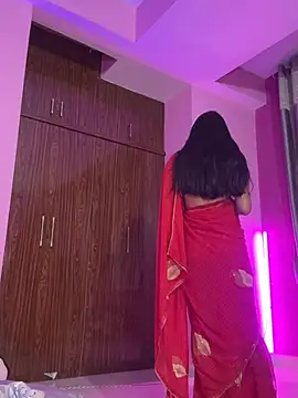 Snapshot of Neha18 chatting on 01/19/26, 12:42 Neha18 online show from 01/19/26, 12:42