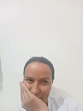 Snapshot of Levanna_1 chatting on 06/08/26, 08:53 Levanna 1 online show from 06/08/26, 08:53