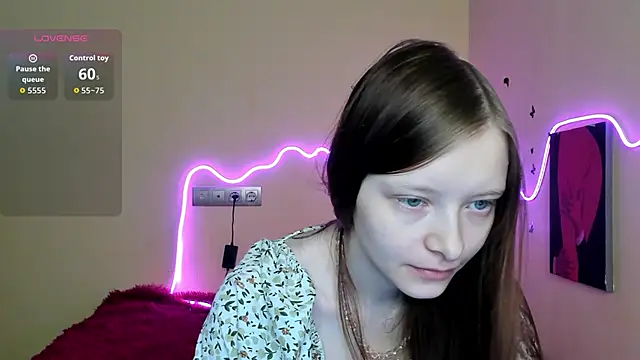 AliceHaris online show from 09/23/25, 01:08