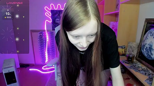 AliceHaris online show from 11/23/25, 03:17