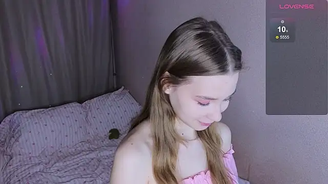 taddy shy online show from 10/31/25, 02:51