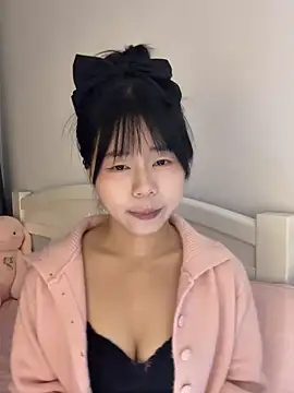 Ella-A9 online show from 10/15/25, 03:12