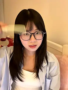 Ella-A9 online show from 11/28/25, 02:53