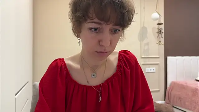 daniellia  online show from 11/04/25, 09:08