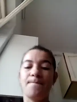 alinaalinutzq online show from 11/28/25, 08:06