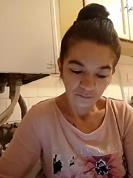 alinaalinutzq online show from 11/29/25, 05:21