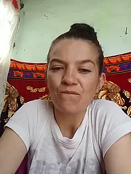 alinaalinutzq online show from 05/20/26, 11:16