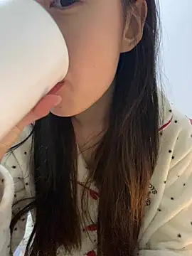 Snapshot of MengMeng0515 chatting on 01/09/26, 12:52 MengMeng0515 online show from 01/09/26, 12:52