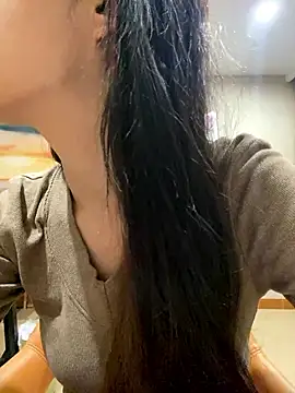 Snapshot of MengMeng0515 chatting on 01/11/26, 11:59 MengMeng0515 online show from 01/11/26, 11:59