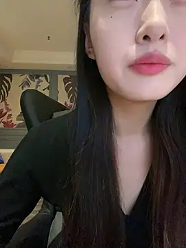 Snapshot of MengMeng0515 chatting on 02/08/26, 12:52 MengMeng0515 online show from 02/08/26, 12:52