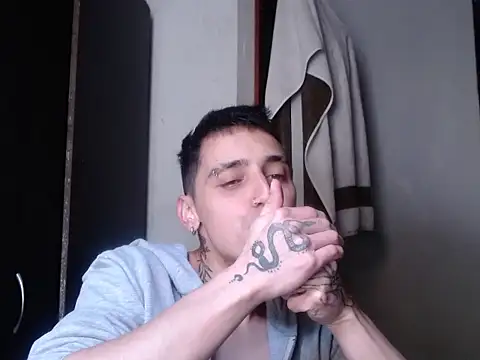 xalejo max online show from 11/19/25, 05:57